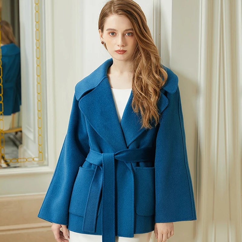 2025 New Cape Type 100% Women’s Wool Coat Boutique Women’s Fashion Design Short With Pockets Jacket