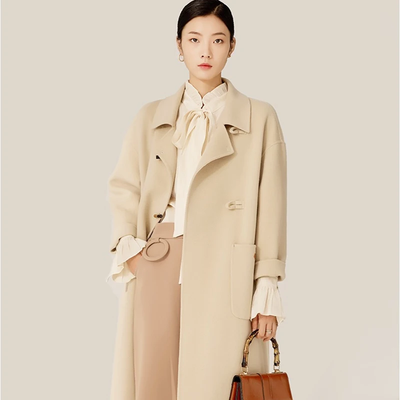 2025 the NewLong Winter Wool Ladies Coat Cow Horn Buckle New Design Europe Casual Commuting Classic Elegant