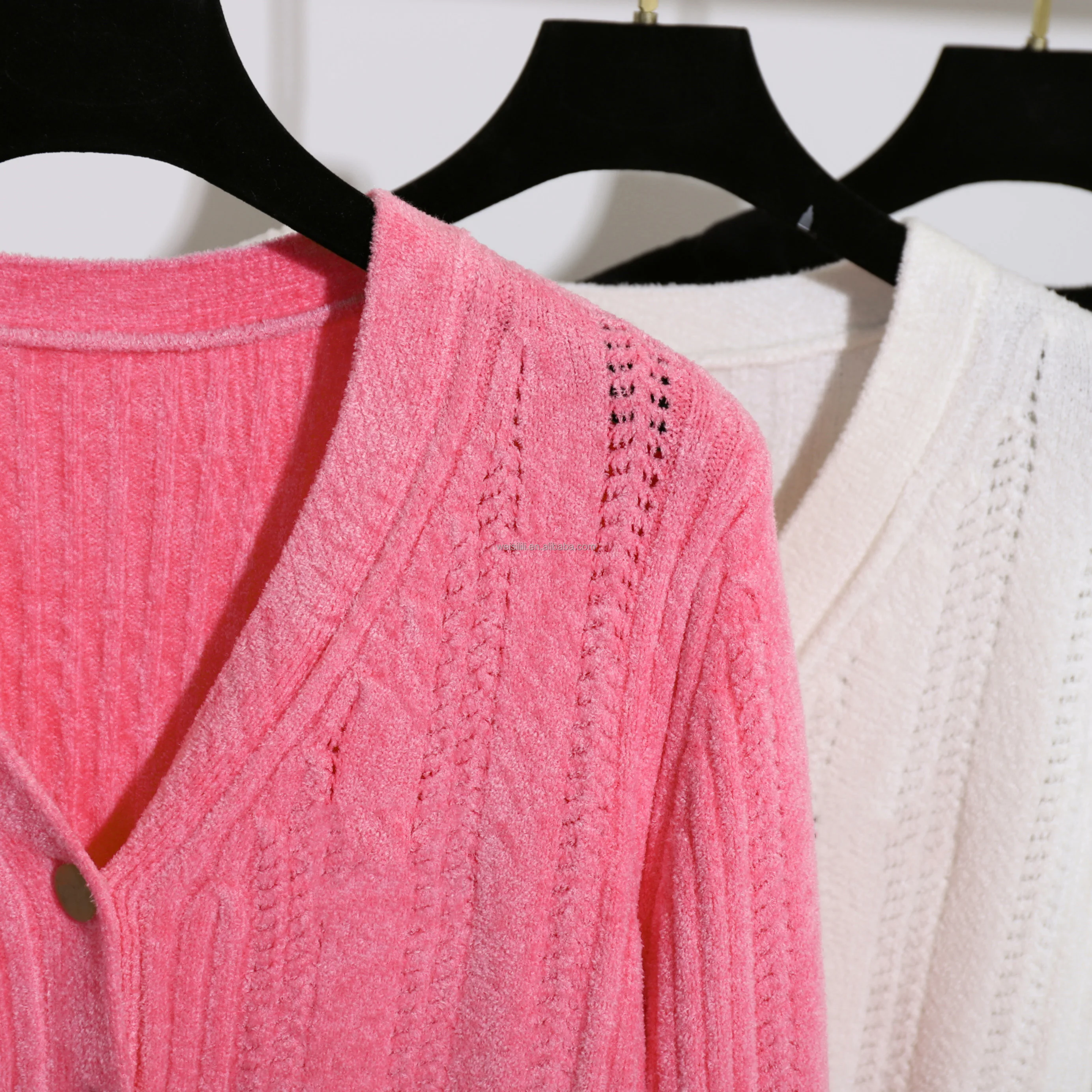 New Fashion Single Breasted V Neck Cropped Knitted Cardigan Sweater for Women